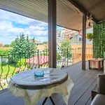 Nobless Boutique Апартаменты *