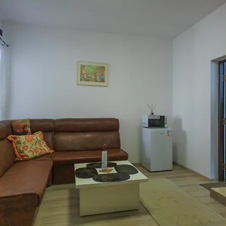 Nobless Boutique Apartment