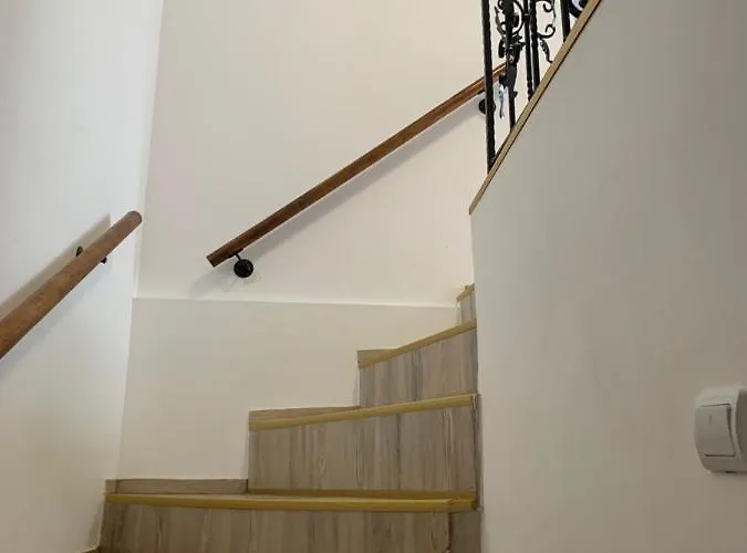 Nobless Boutique * ブラショフ